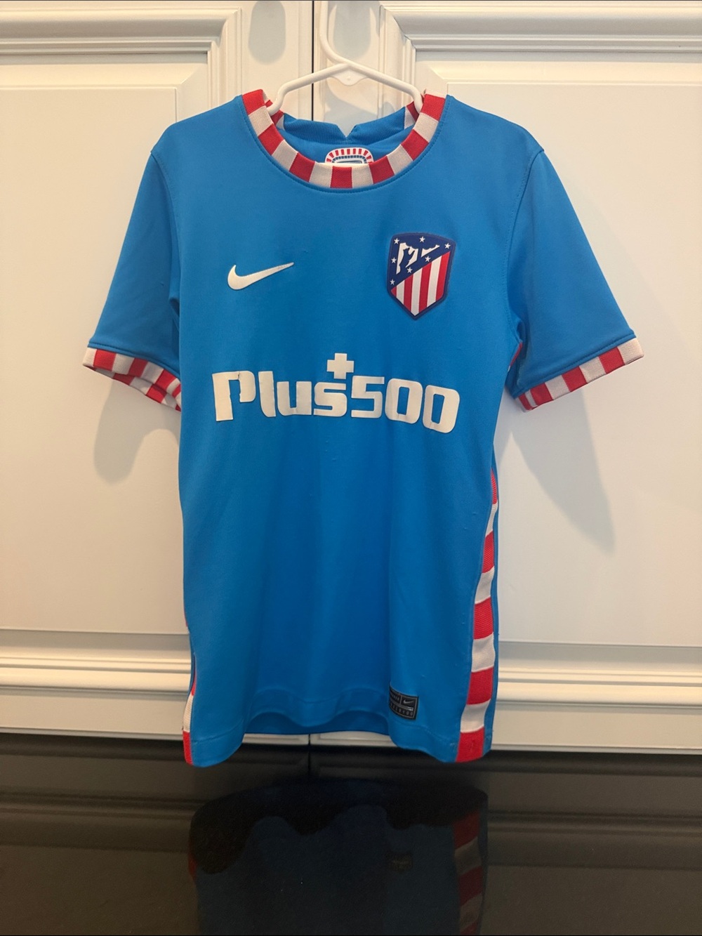 Nike Kids Atletico Madrid Light Blue Jersey with Red & White Accents